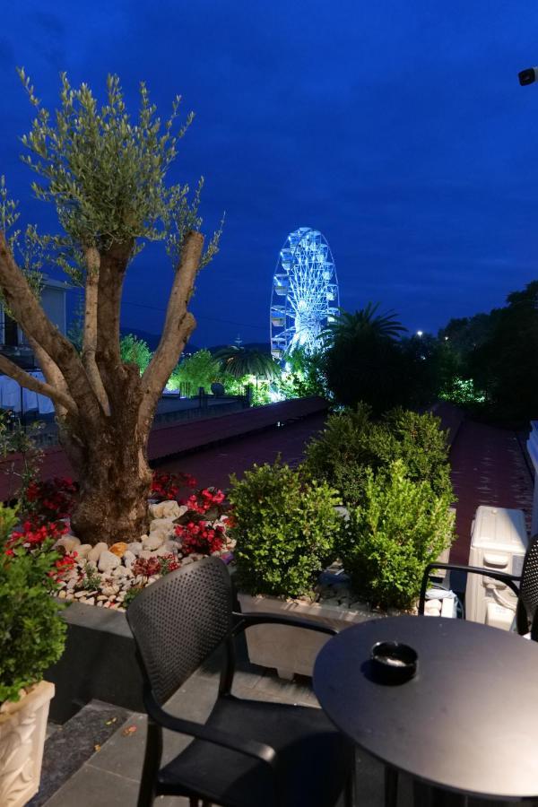 Adora'S View Hotel Саранде Екстериор снимка