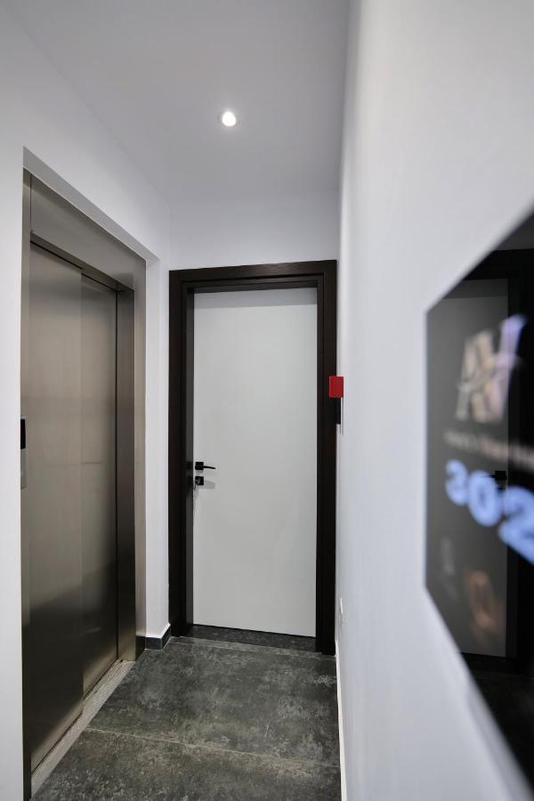Adora'S View Hotel Саранде Екстериор снимка
