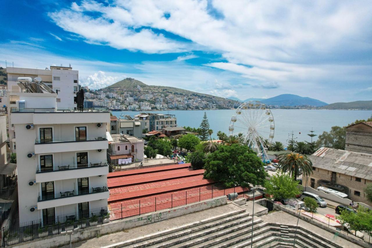 Adora'S View Hotel Саранде Екстериор снимка
