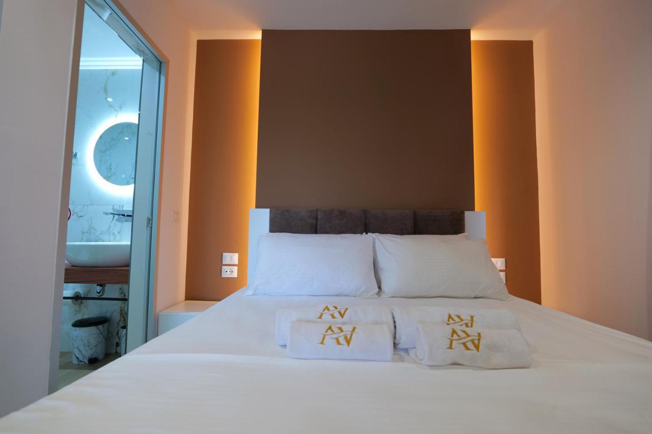 Adora'S View Hotel Саранде Екстериор снимка
