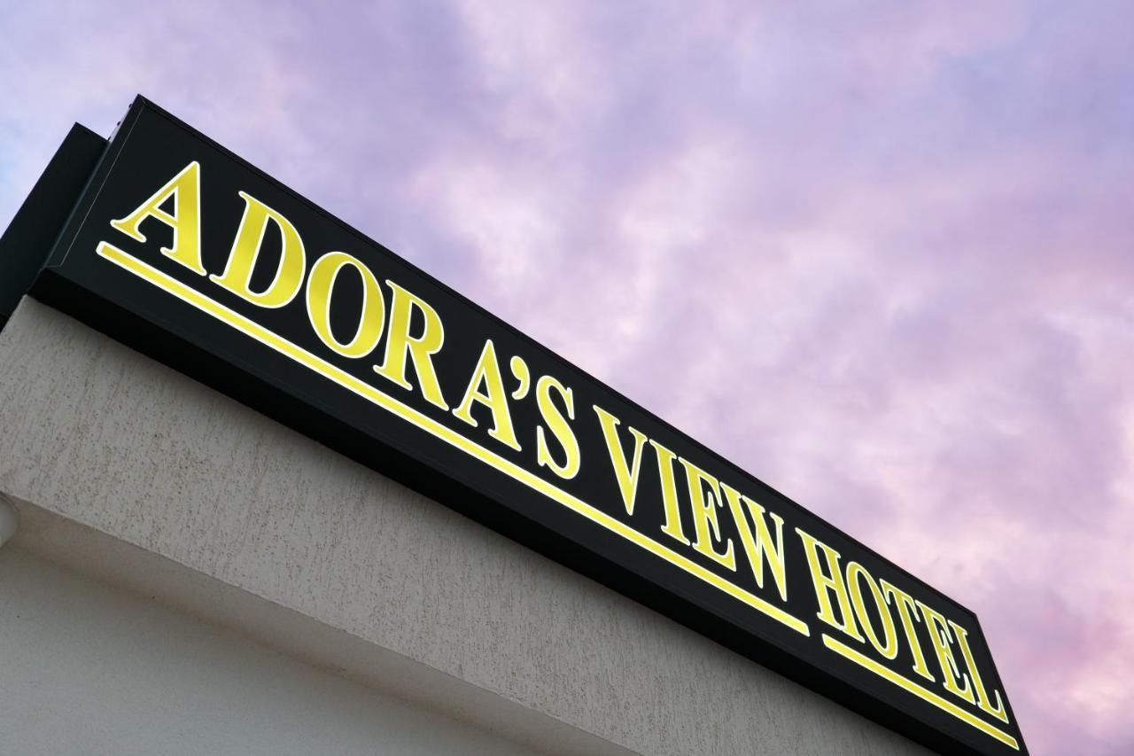 Adora'S View Hotel Саранде Екстериор снимка