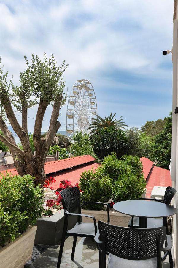Adora'S View Hotel Саранде Екстериор снимка