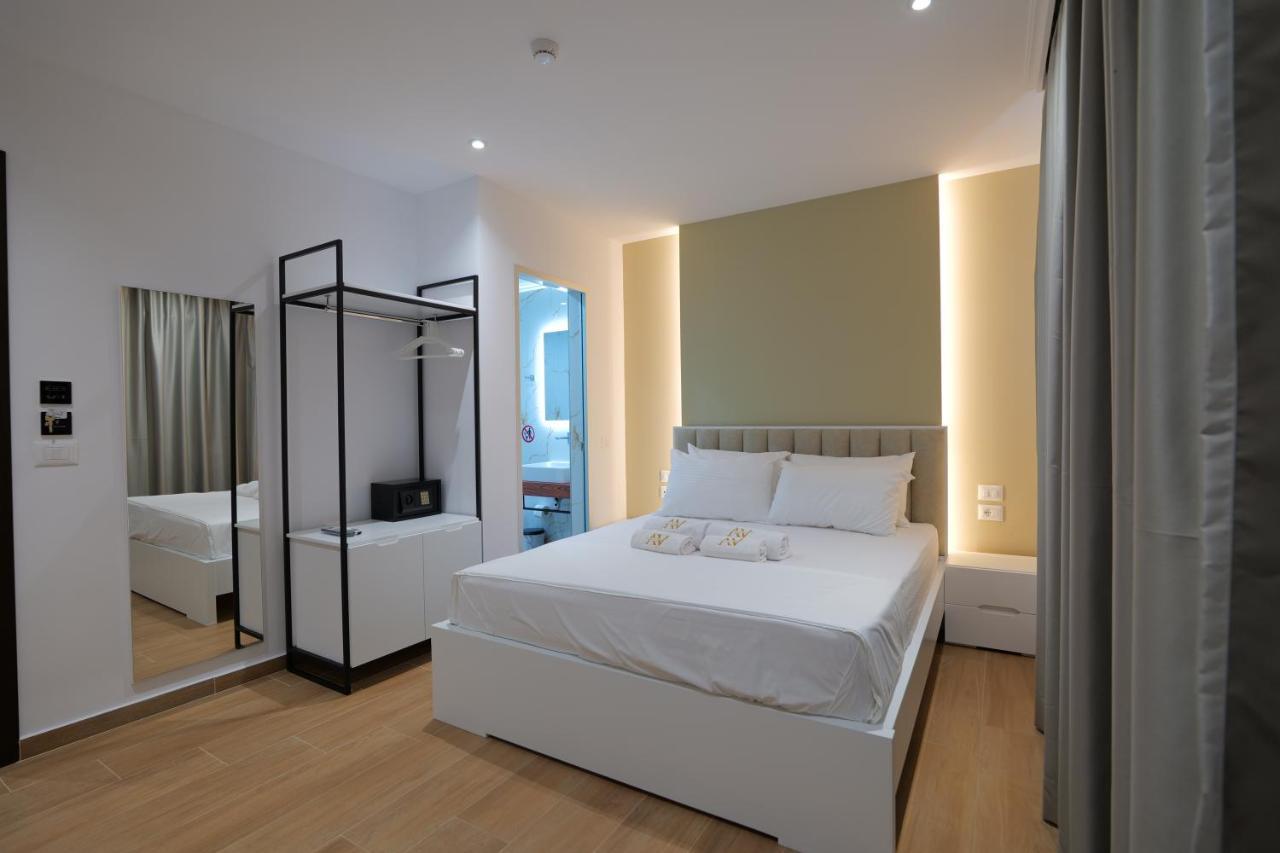 Adora'S View Hotel Саранде Екстериор снимка