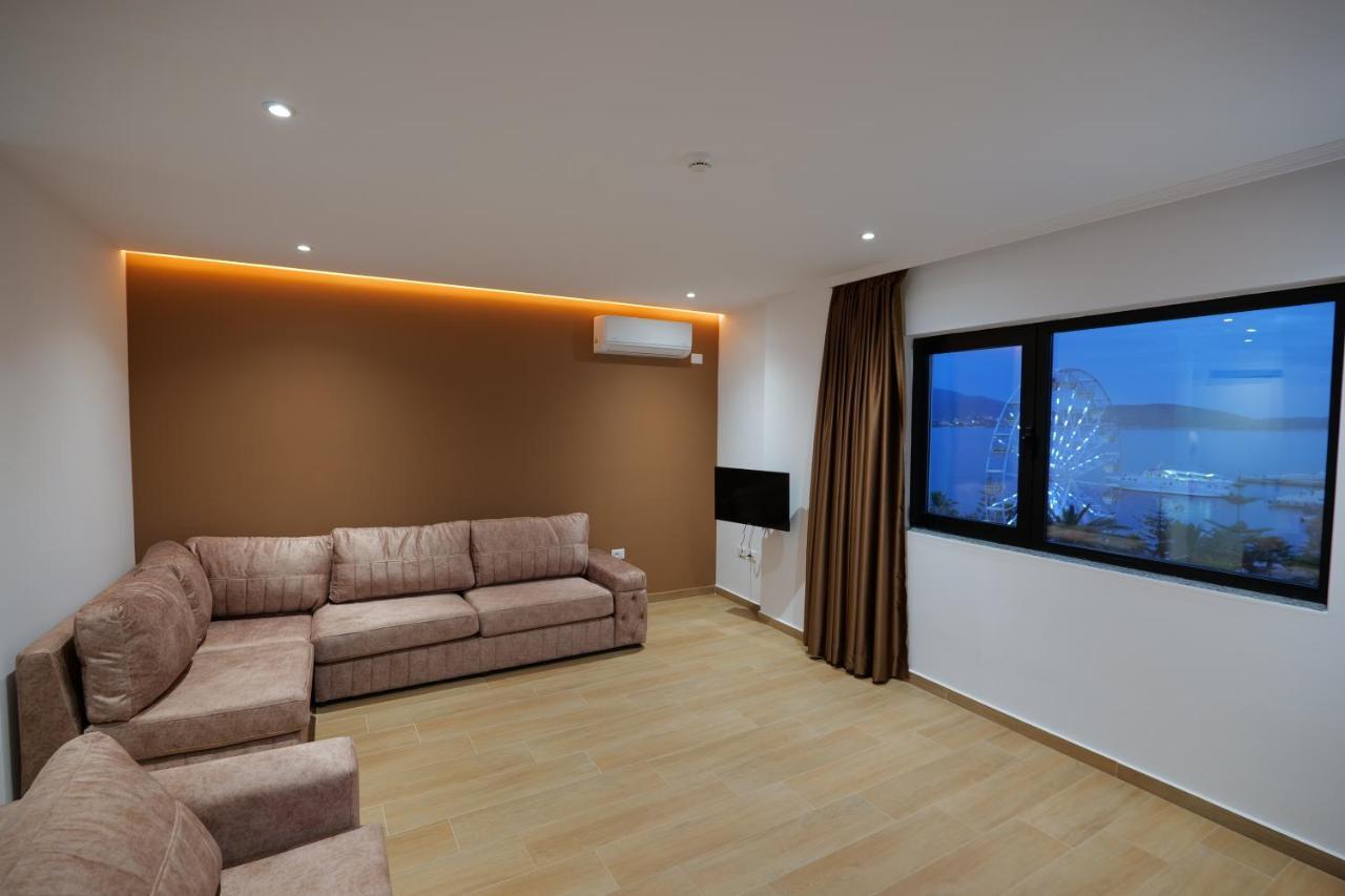 Adora'S View Hotel Саранде Екстериор снимка
