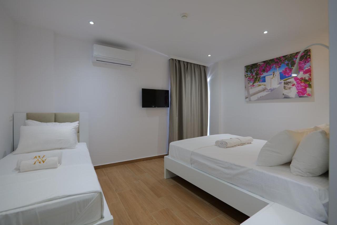 Adora'S View Hotel Саранде Екстериор снимка