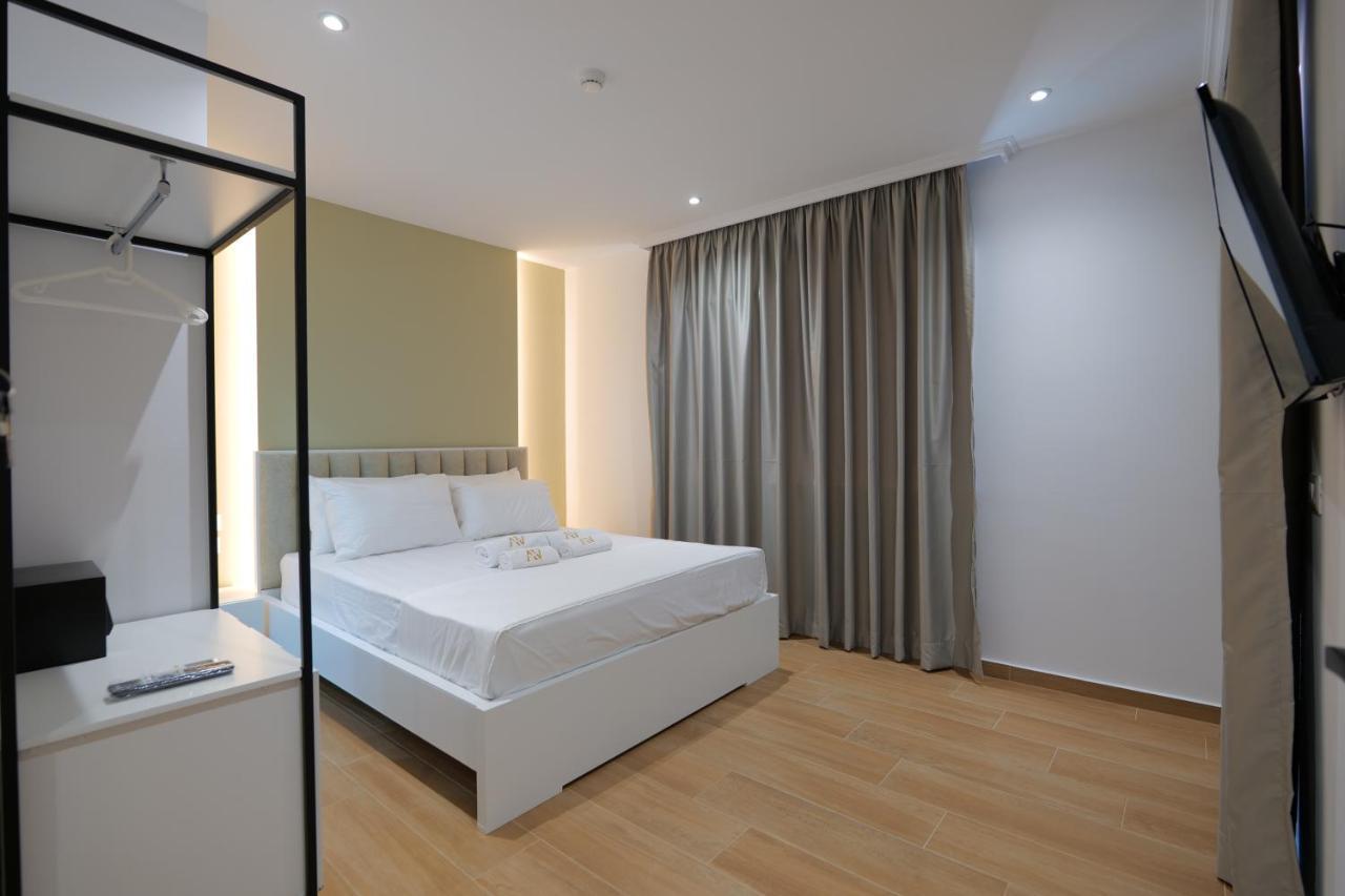 Adora'S View Hotel Саранде Екстериор снимка